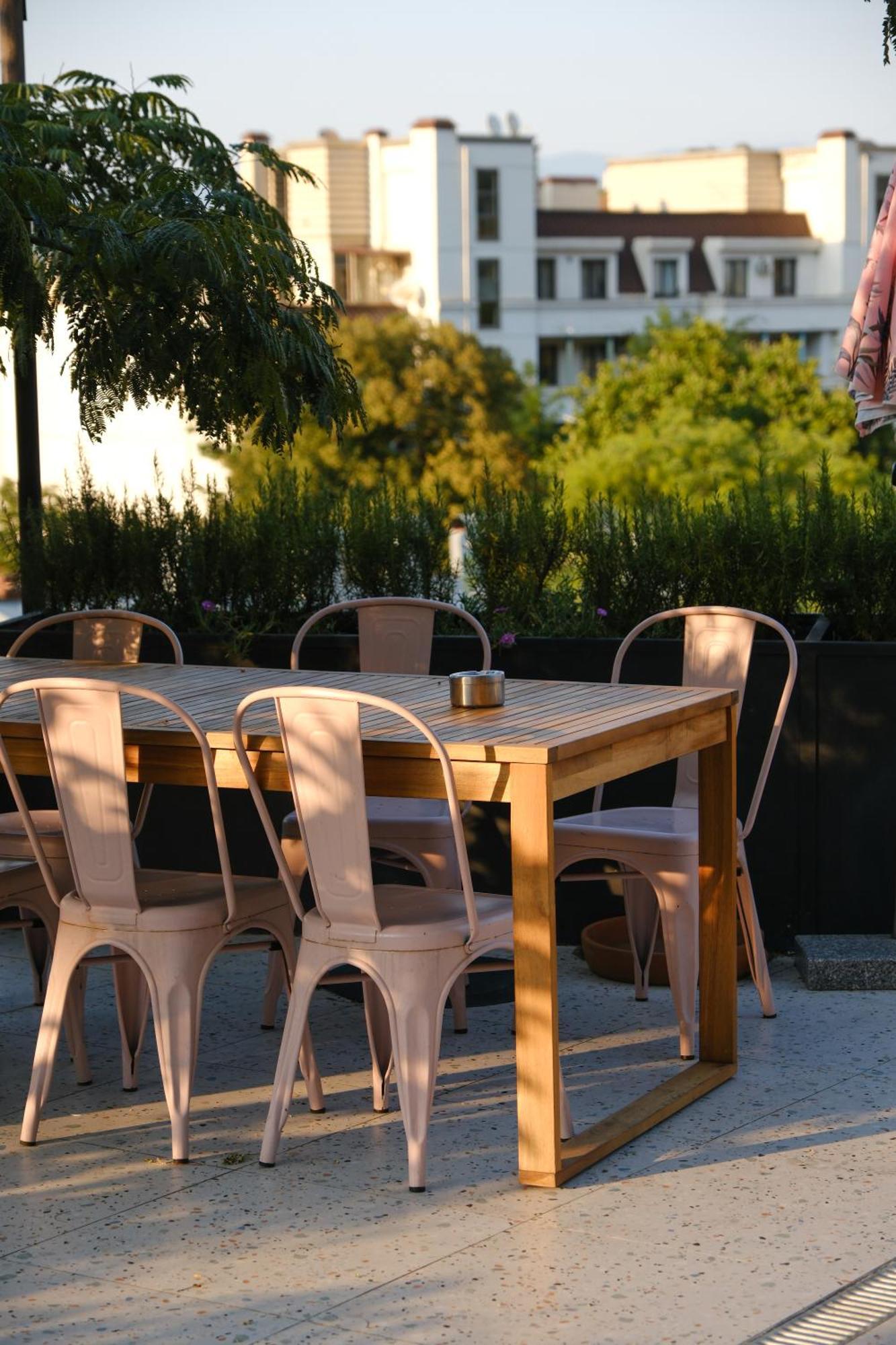 Hotel Margot Sololaki Tiflis Exterior foto